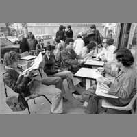 Michel Chemin, Gilles Andrès, Fabien Roland-Levy, Julien Brunn, Frédéric Laurent, Jean-Marcel Bouguereau, septembre 1978, rue de Lorraine ( © Photo Christian Poulin - 0267)