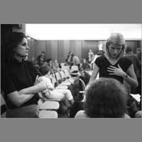 Hélène Hazera, Béatrice Vallaeys, 21 février 1981, arrêt du journal ( © Photo Christian Poulin - 0531)